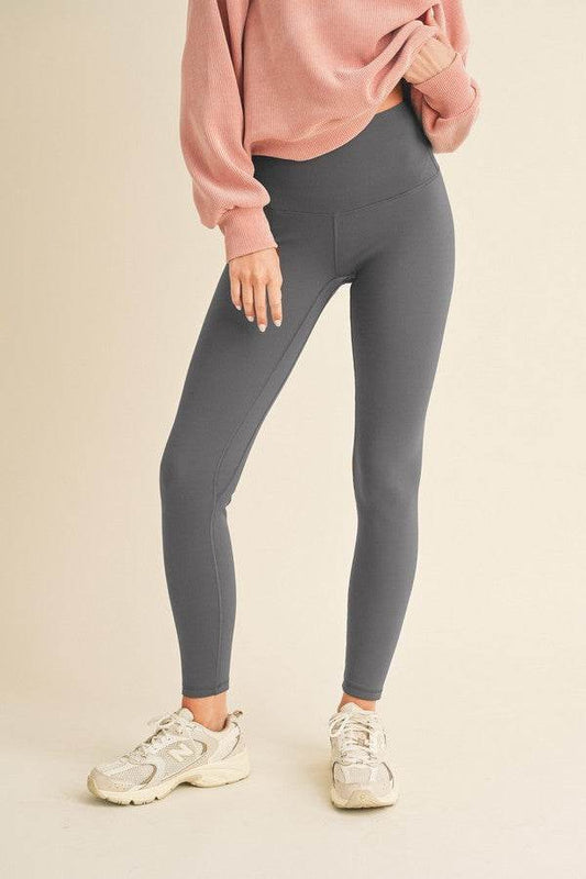 Yelete Full Size Fleece Lined High Waisted Leggings - Hovatok