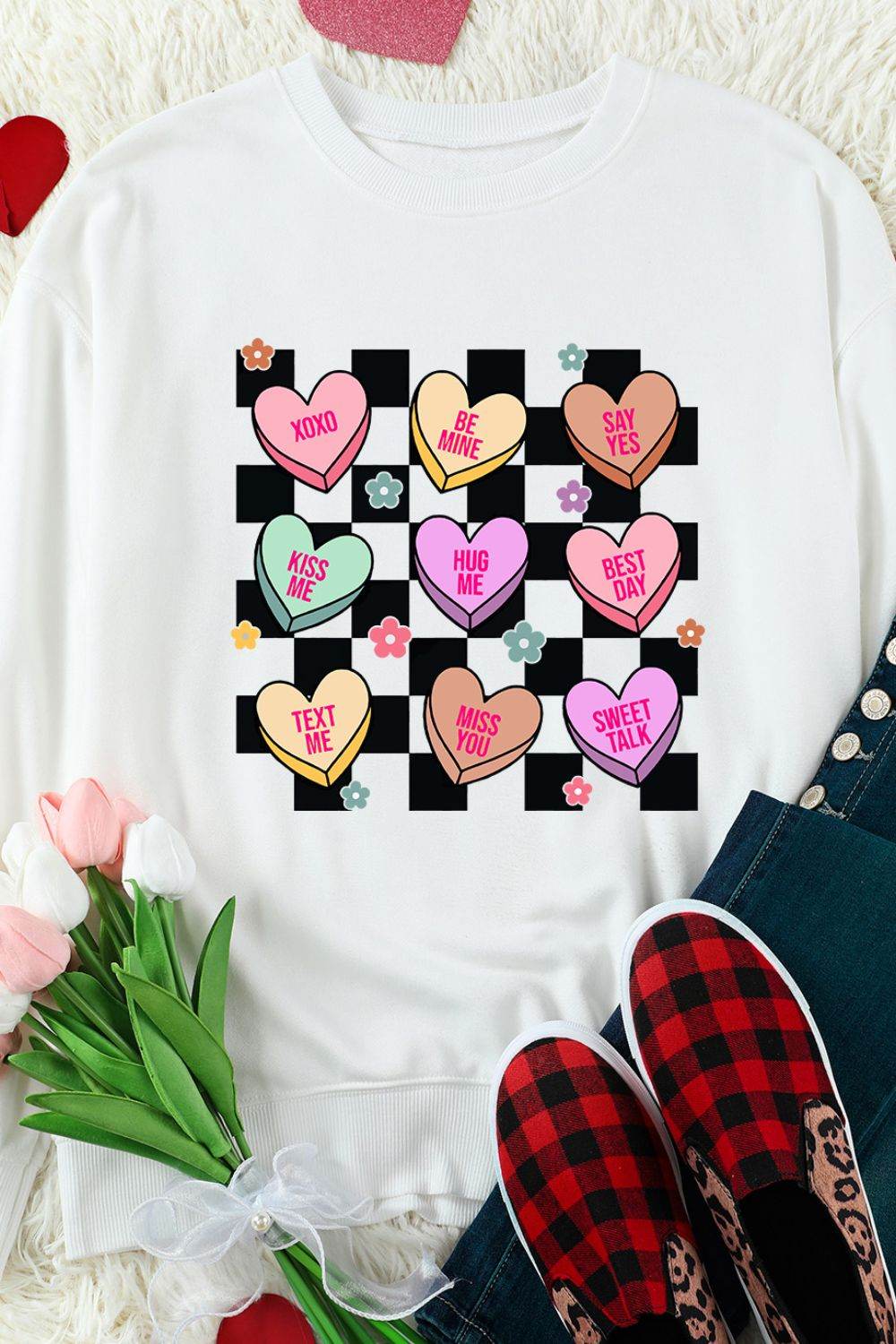Valentine's Day Checkered Heart Long Sleeve Sweatshirt - Hovatok