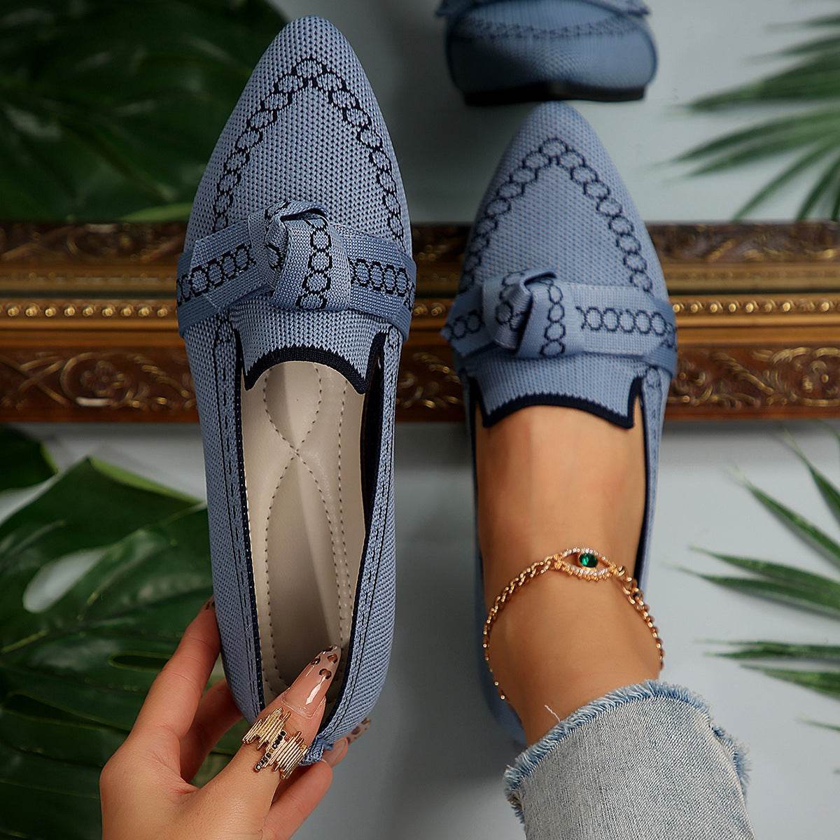 knitted Slip-On Flats with Bow - Hovatok