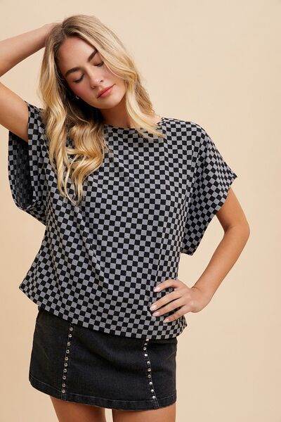 Annie Wear Checkered Round Neck Short Sleeve T-Shirt - Hovatok