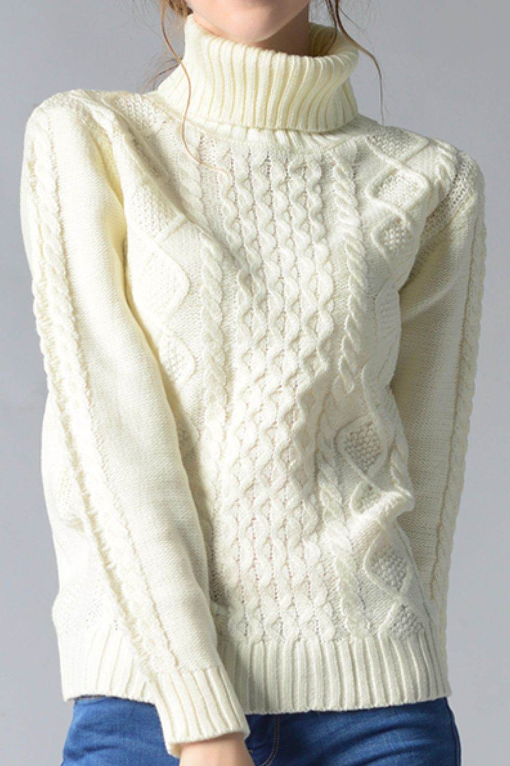 Cable-Knit Turtleneck Pullover Sweater - Hovatok