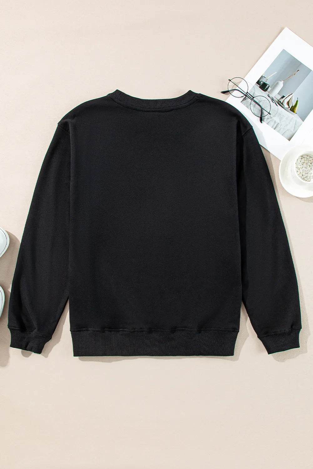 Graphic Round Neck Long Sleeve Sweatshirt - Hovatok