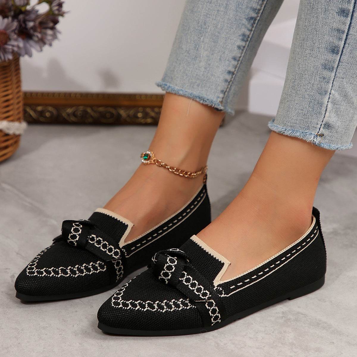 knitted Slip-On Flats with Bow - Hovatok
