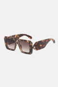 Polycarbonate Frame Square Sunglasses - Hovatok