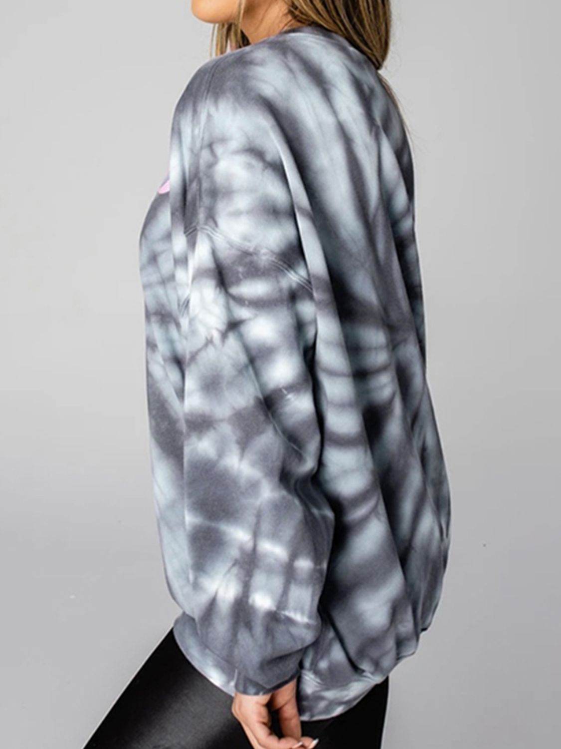 WEEKEND LOVER Graphic Tie-Dye Sweatshirt - Hovatok