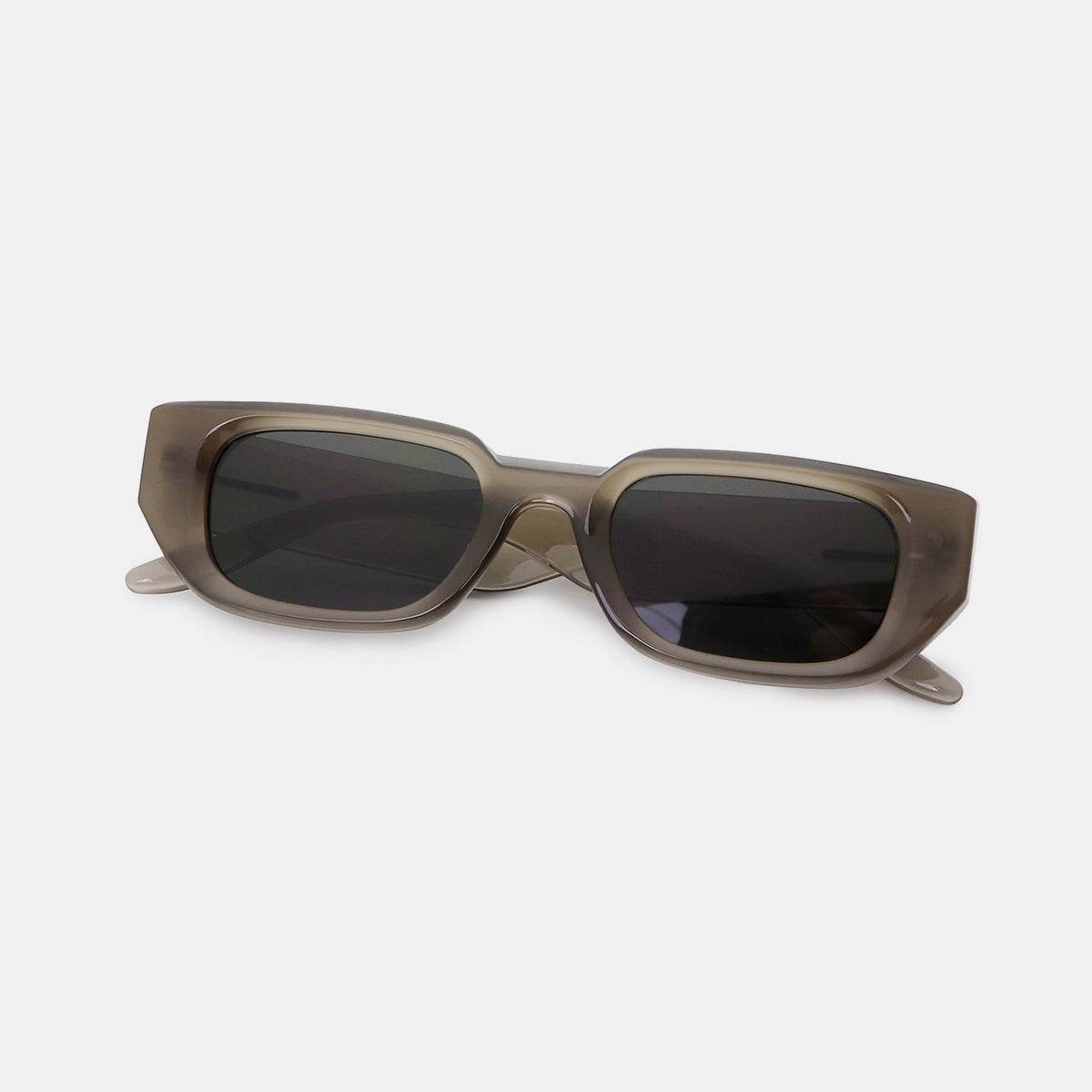 Polycarbonate Frame Rectangle Sunglasses - Hovatok
