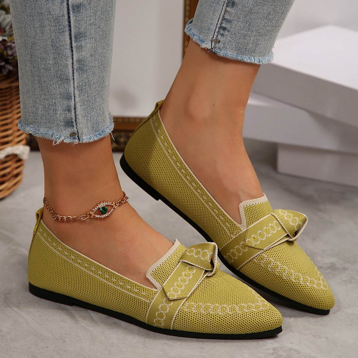 knitted Slip-On Flats with Bow - Hovatok