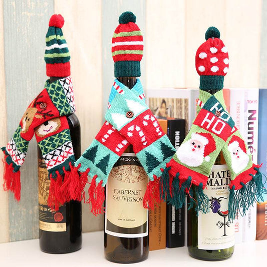 Christmas Hat and Scarf Wine Bottle Decoration - Hovatok