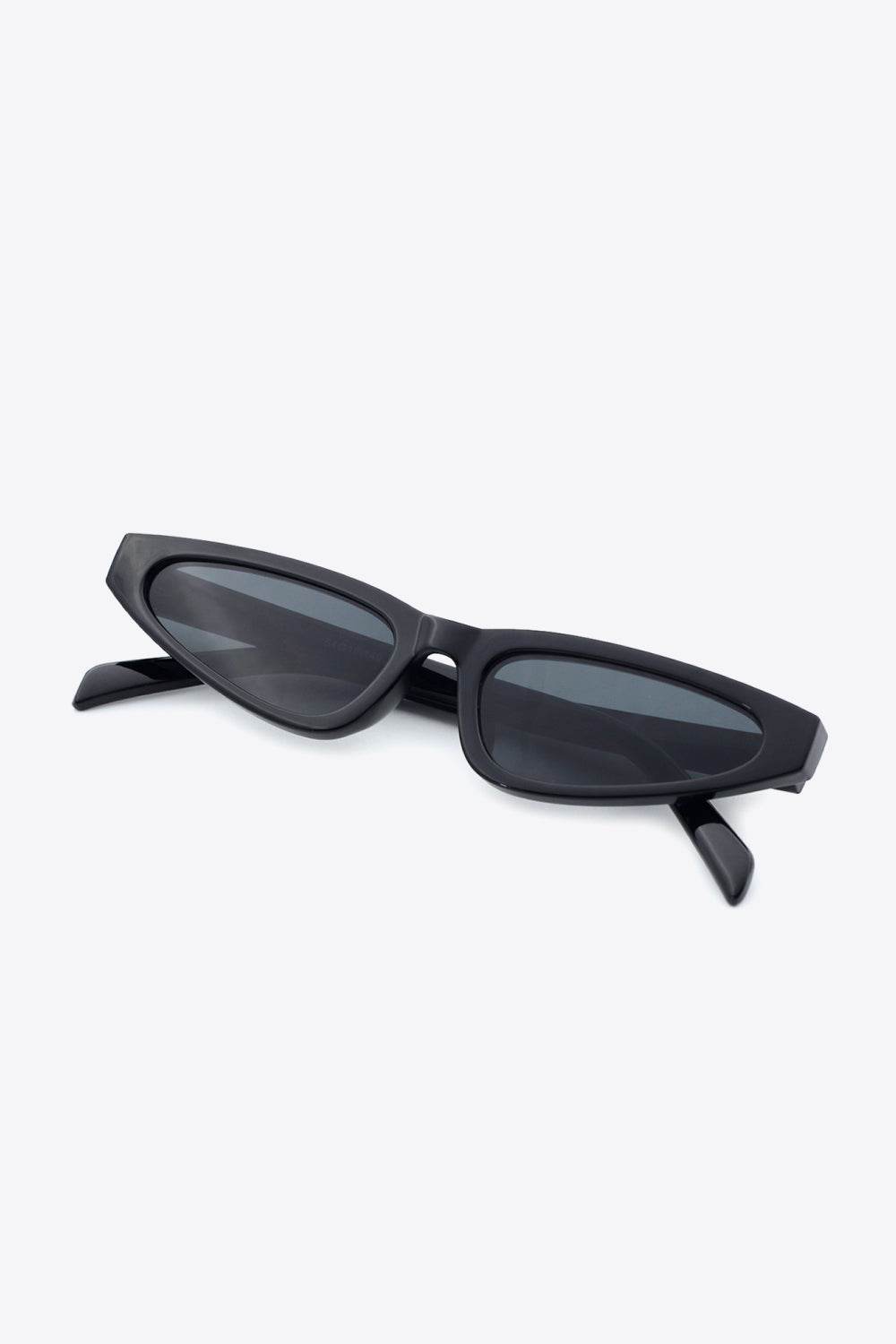 Polycarbonate Frame UV400 Cat Eye Sunglasses - Hovatok