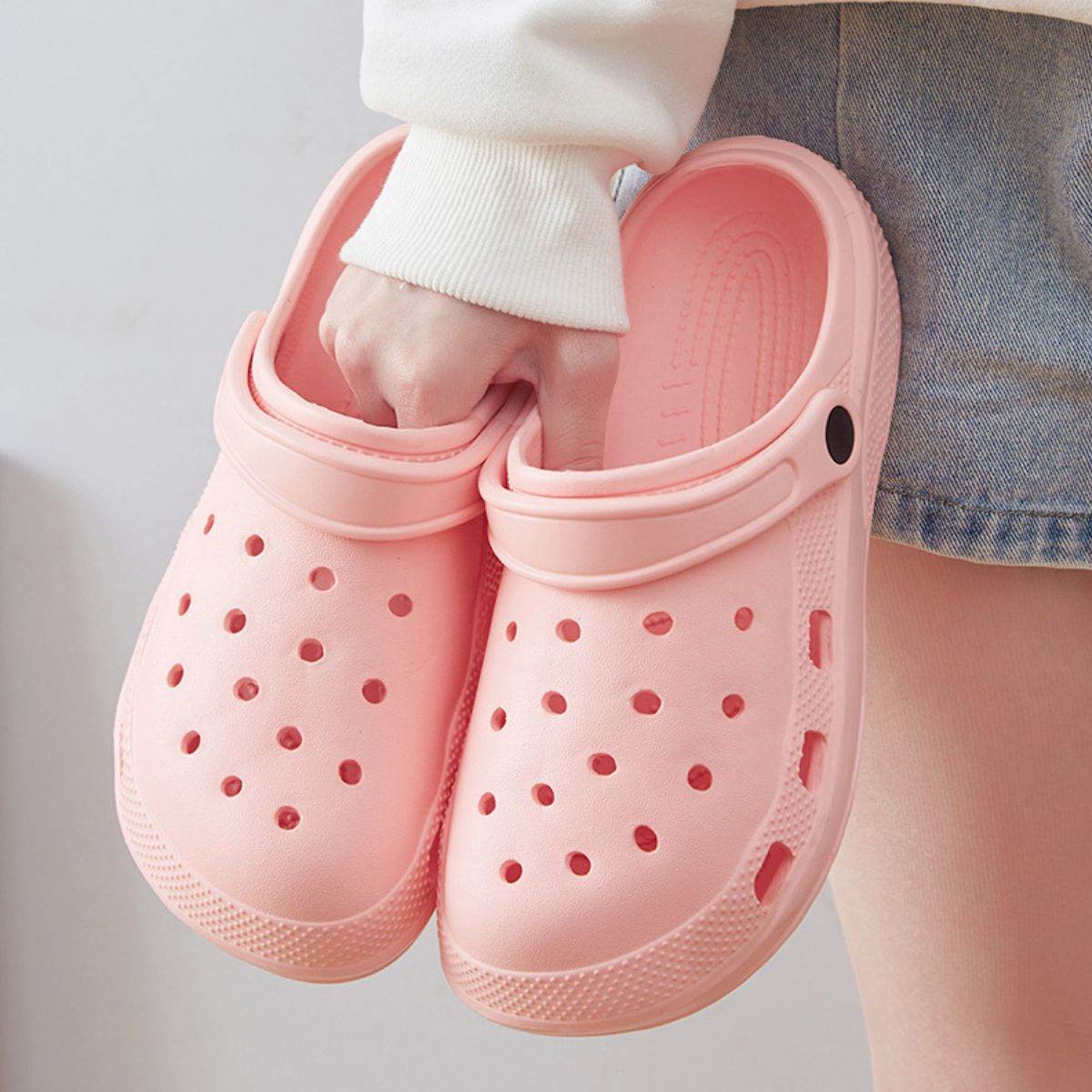 Platform Slip-On Clogs - Hovatok