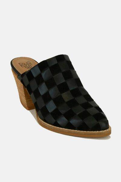 Beast Fashion Woven Checkerboard Block Heel Mule Shoes - Hovatok