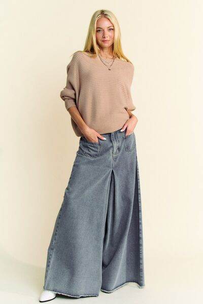 Davi & Dani Round Neck Batwing Sleeve Sweater - Hovatok