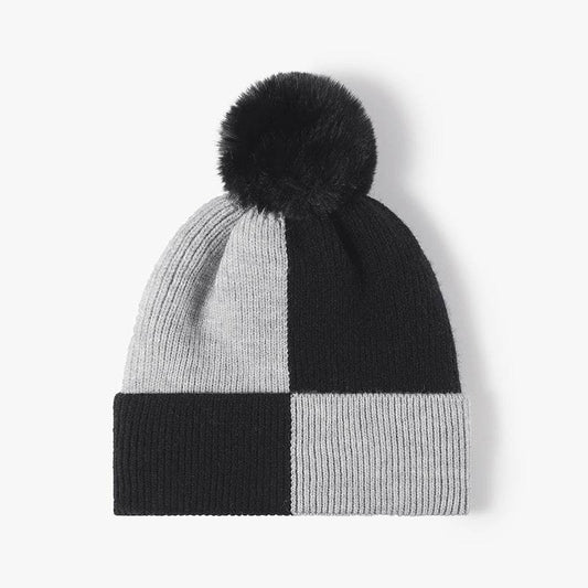 Color Block Knit Hat with Pom-pom - Hovatok
