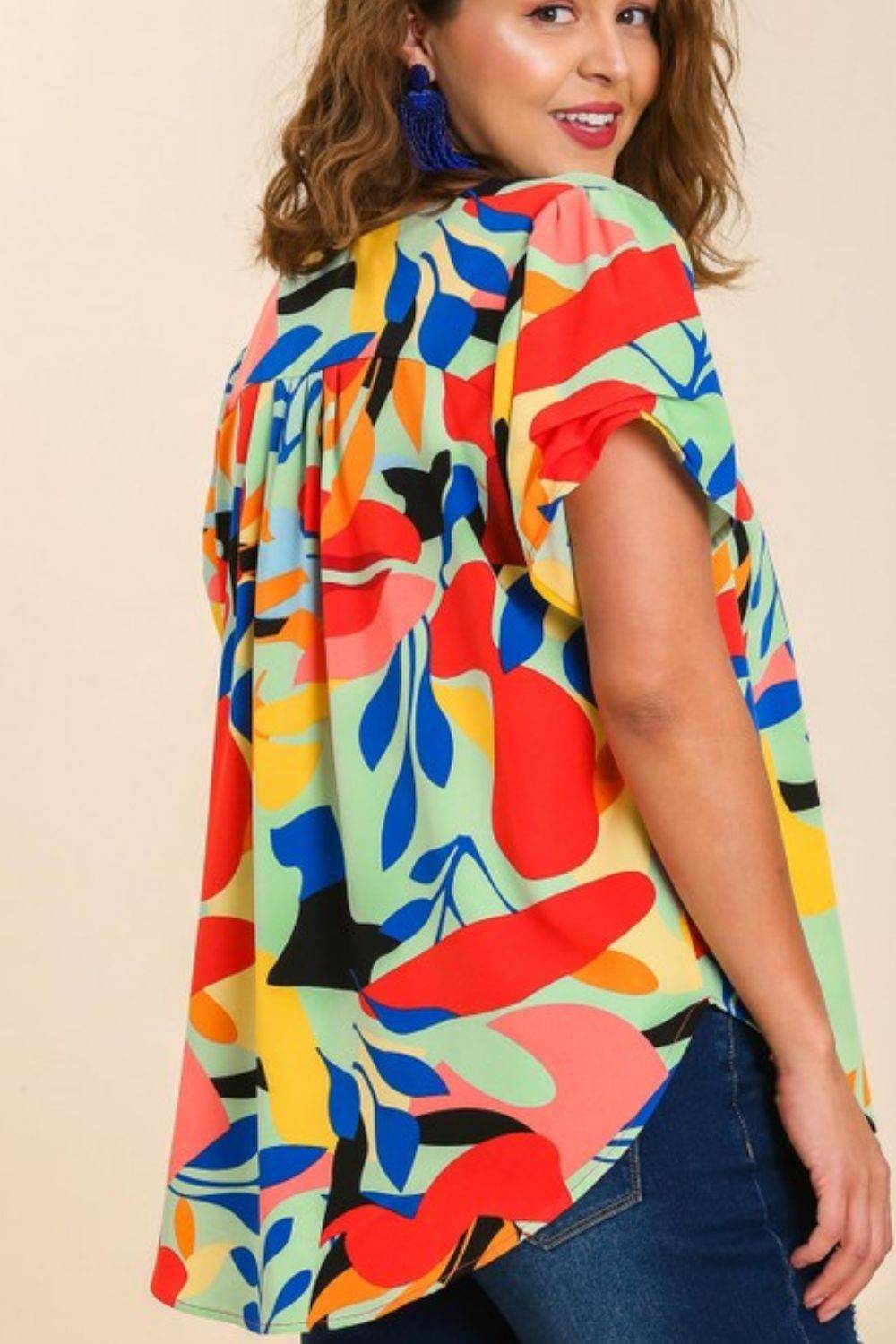 Umgee Full Size Short Sleeved Abstract Print Top Plus Size - Hovatok