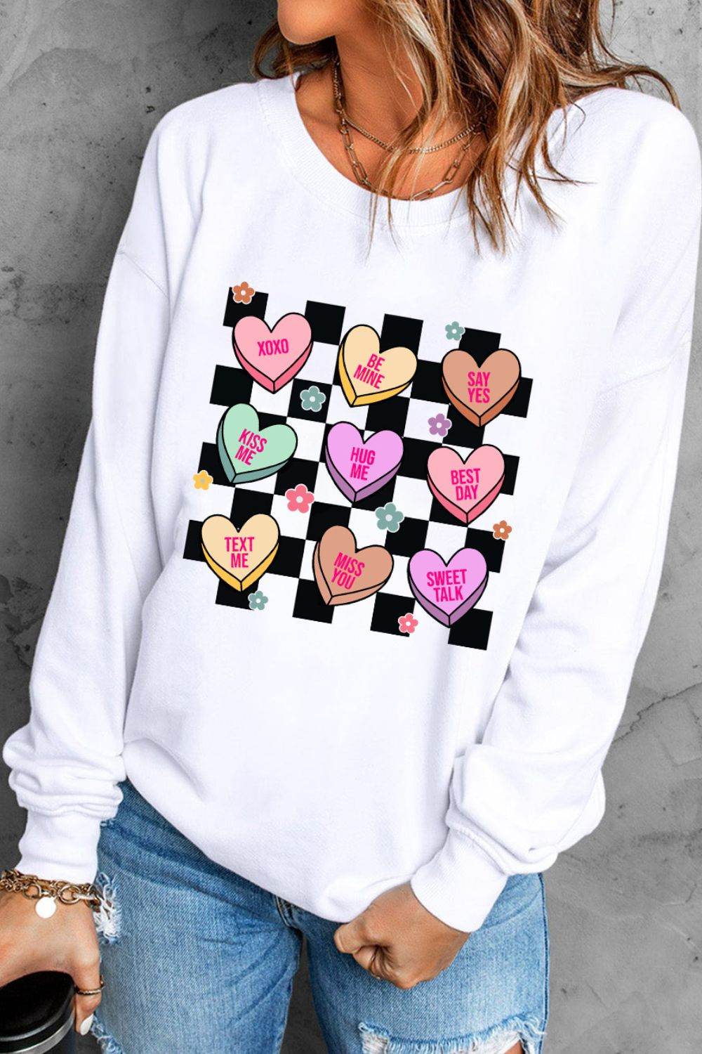 Valentine's Day Checkered Heart Long Sleeve Sweatshirt - Hovatok