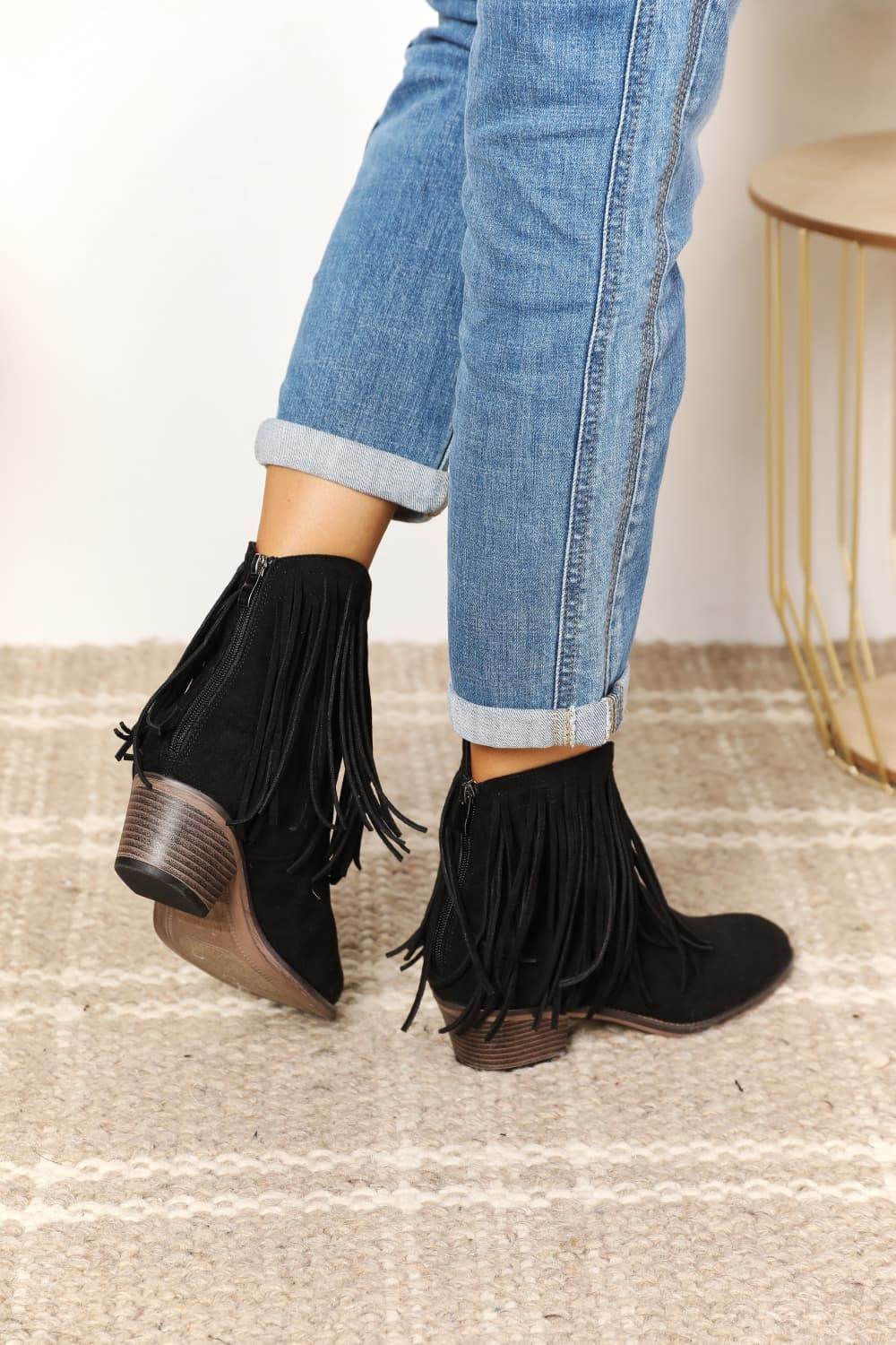 Legend Women's Fringe Cowboy Western Ankle Boots - Hovatok