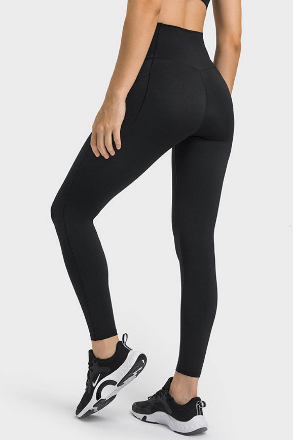 Millennia V-Waist Yoga Leggings with Pockets - Hovatok