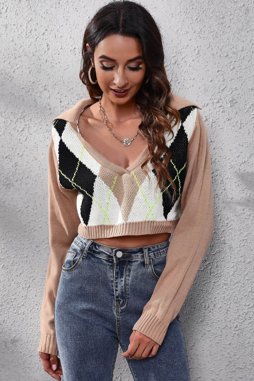 Geometric Long Sleeve Cropped Sweater - Hovatok