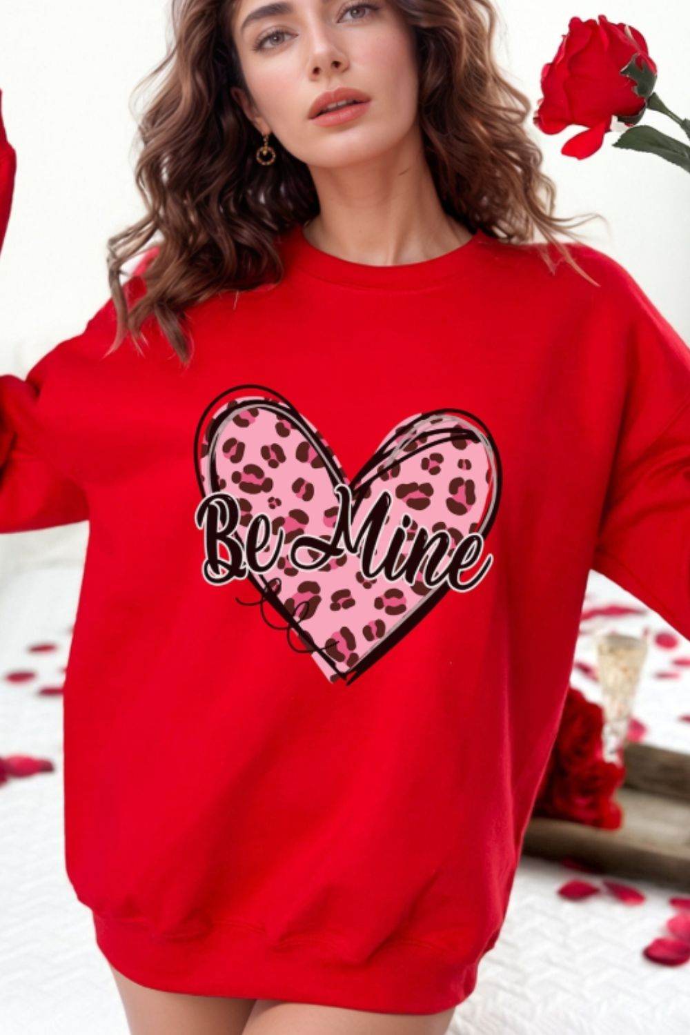 Valentine's Day BE MINE Heart Long Sleeve Sweatshirt - Hovatok