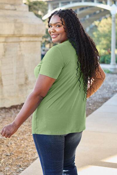 Basic Bae Bamboo Full Size V-Neck Short Sleeve T-Shirt - Hovatok