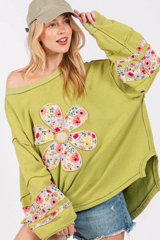 SAGE + FIG Daisy Patch Applique Long Sleeve Sweatshirt - Hovatok
