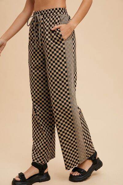 Annie Wear Drawstring Checkered Wide Leg Pants - Hovatok