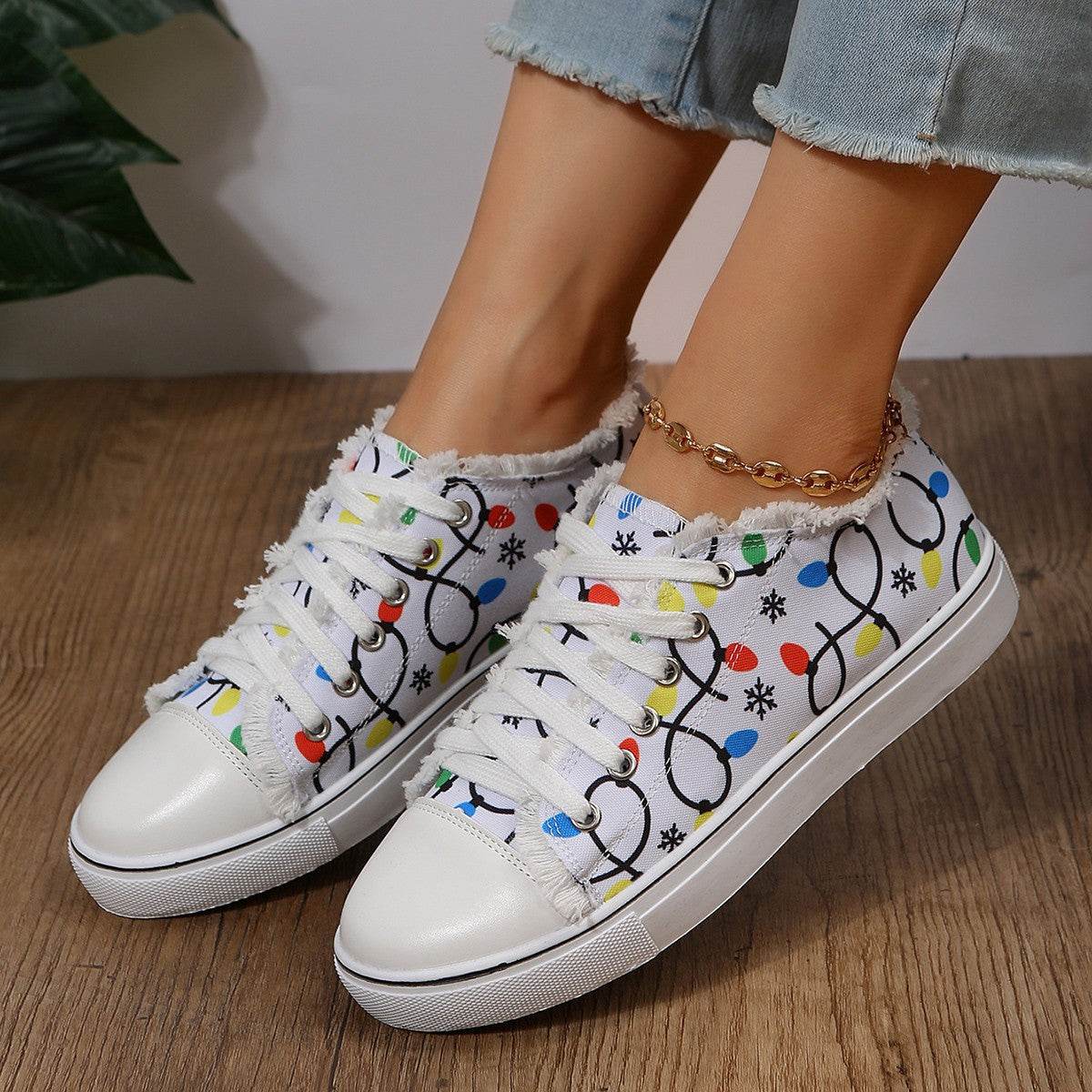 Raw Hem Printed Round Toe Sneakers - Hovatok