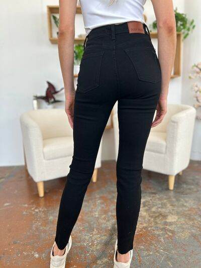Judy Blue Full Size Distressed Tummy Control High Waist Skinny Jeans - Hovatok