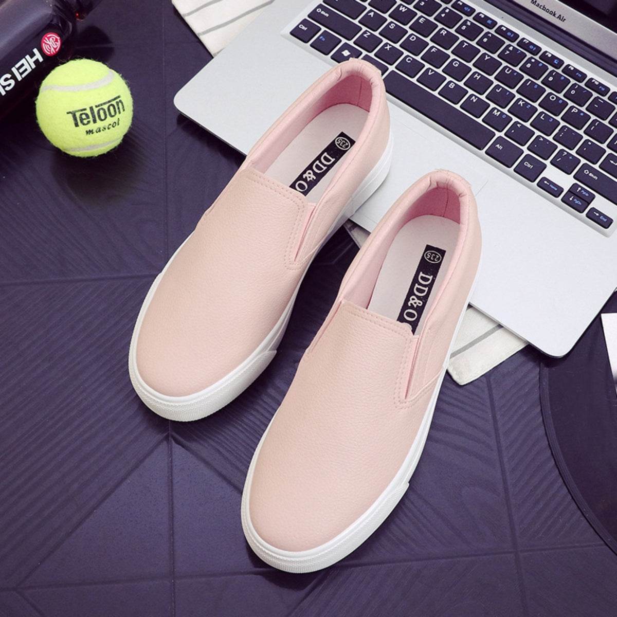 Round Toe Flat Slip-Ons - Hovatok