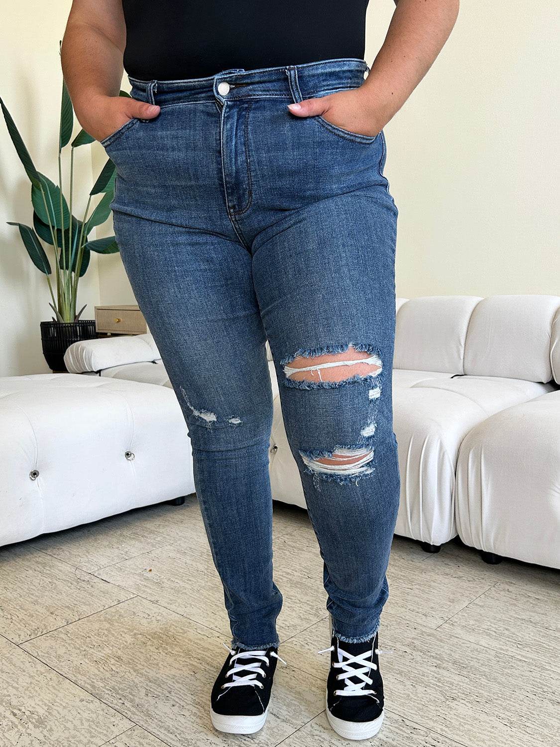 Judy Blue Full Size High Waist Distressed Skinny Jeans - Hovatok