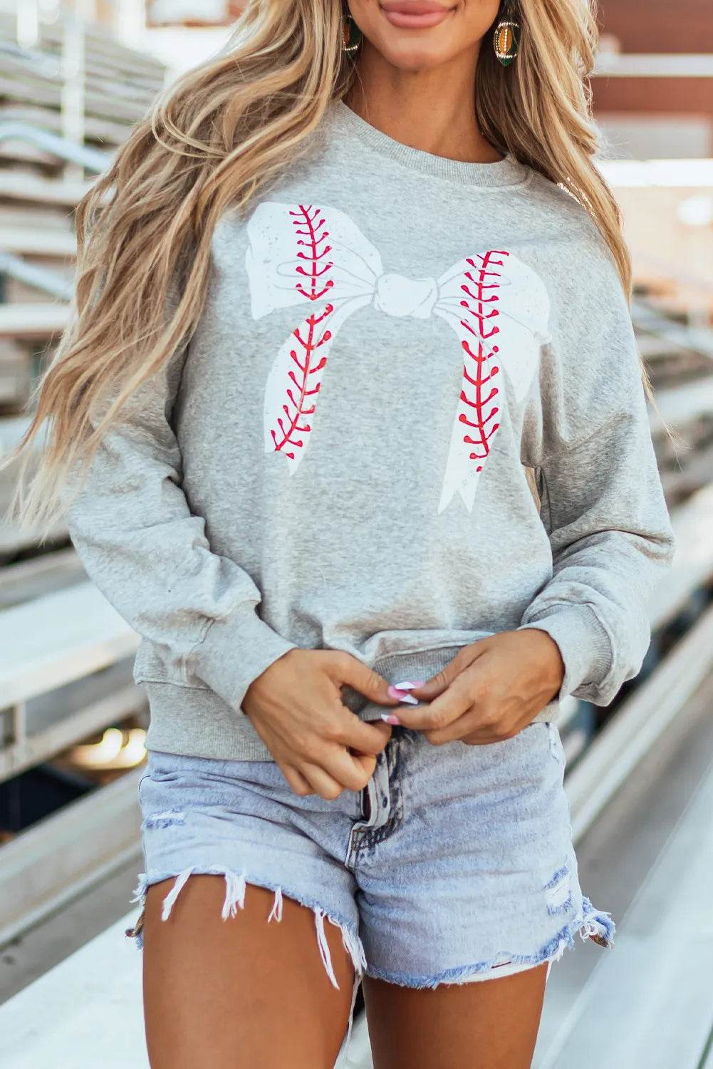 Bow Graphic Round Neck Long Sleeve Sweatshirt - Hovatok