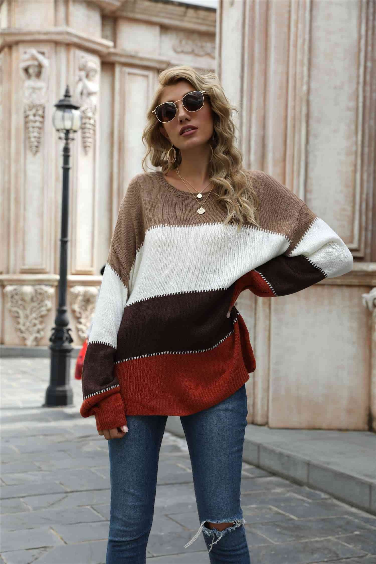 Angel Wings Color Block Round Neck Sweater - Hovatok