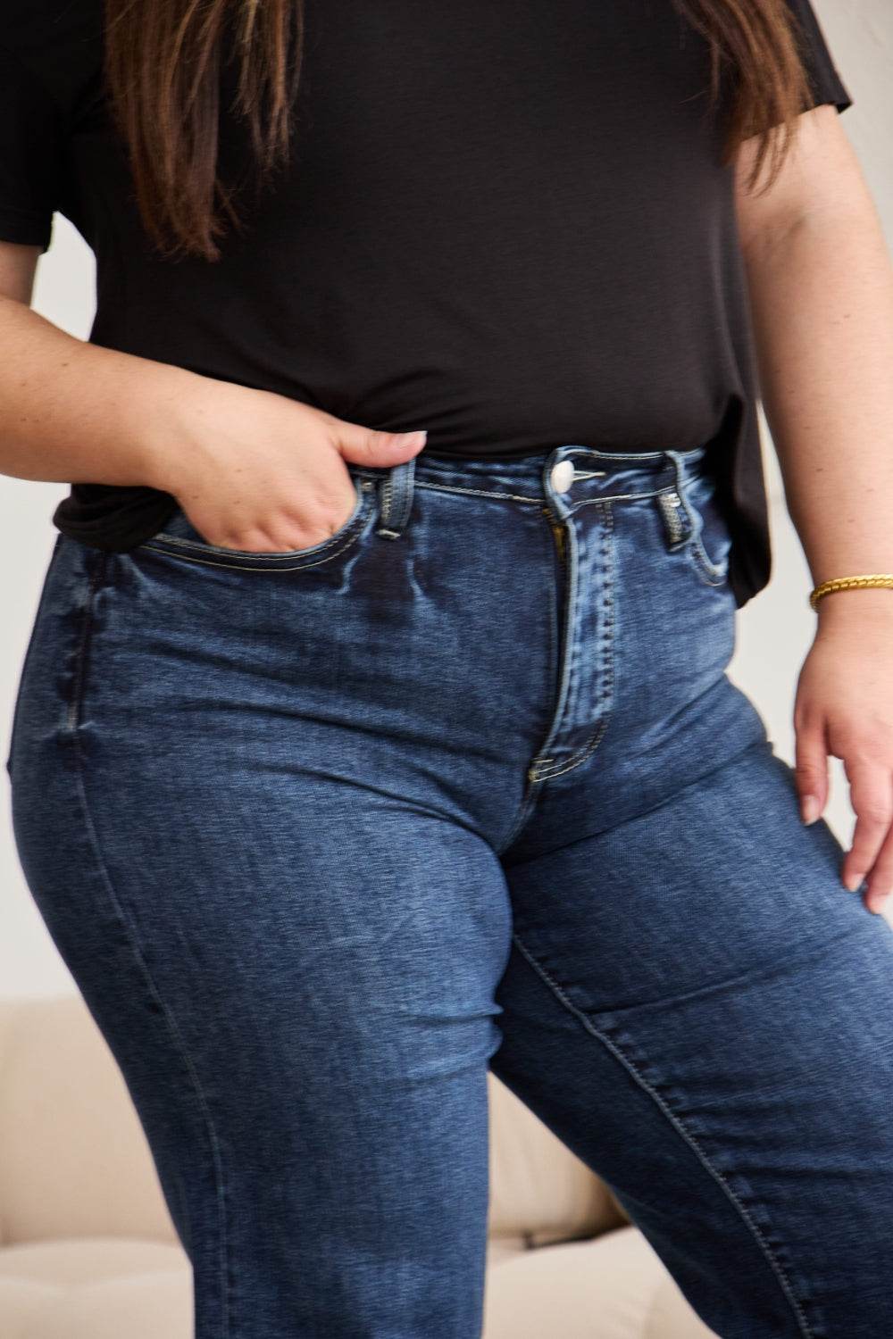 RFM Full Size Tummy Control High Waist Raw Hem Jeans - Hovatok