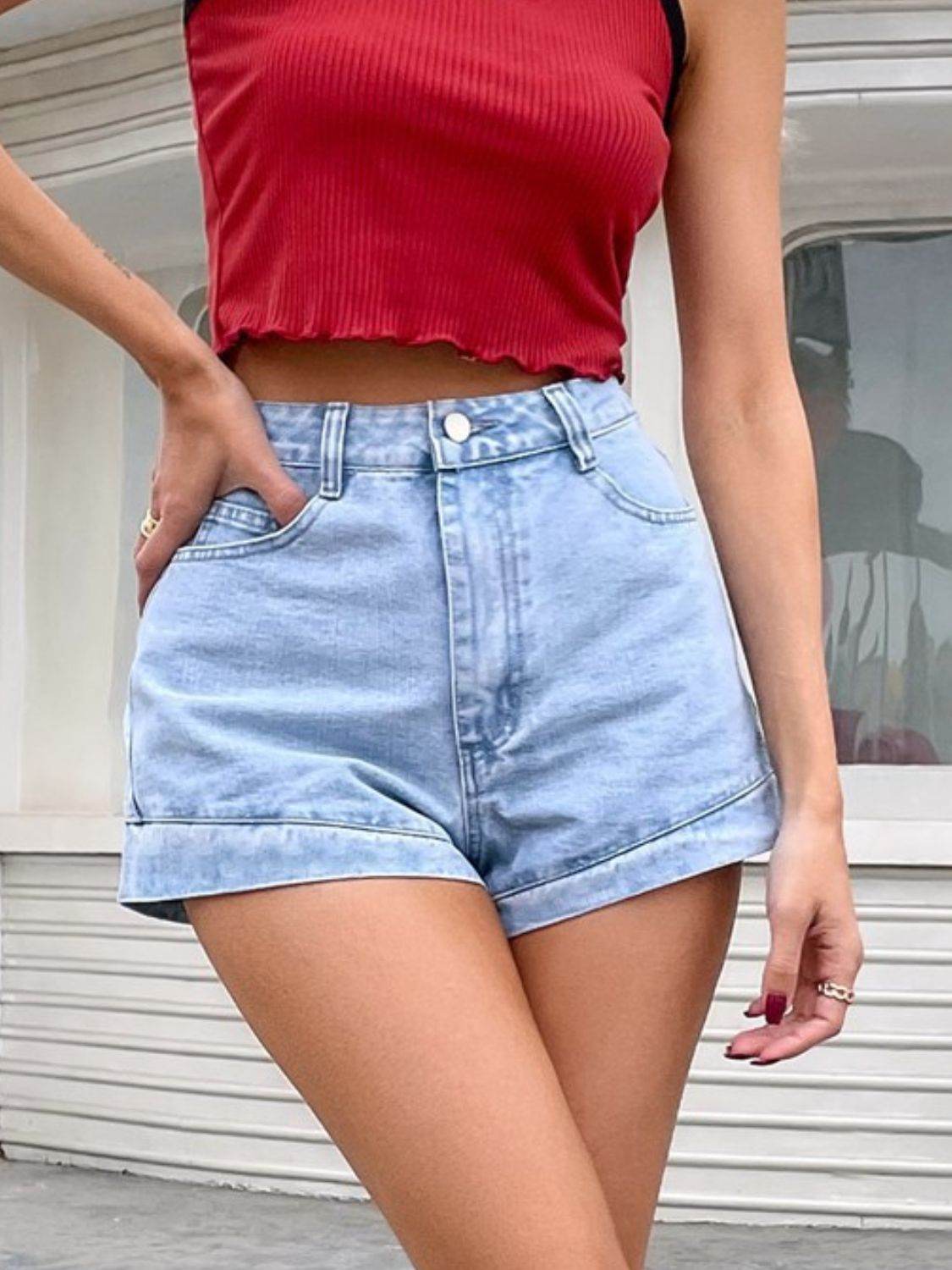 Denim Shorts with Pockets - Hovatok