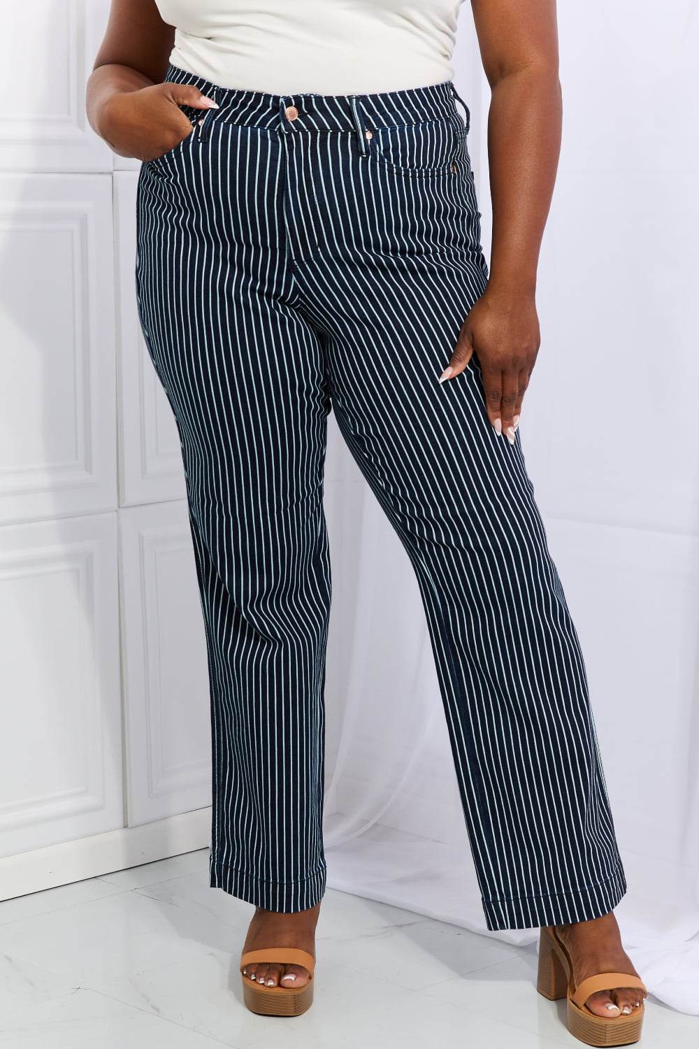 Judy Blue Cassidy Full Size High Waisted Tummy Control Striped Straight Jeans - Hovatok