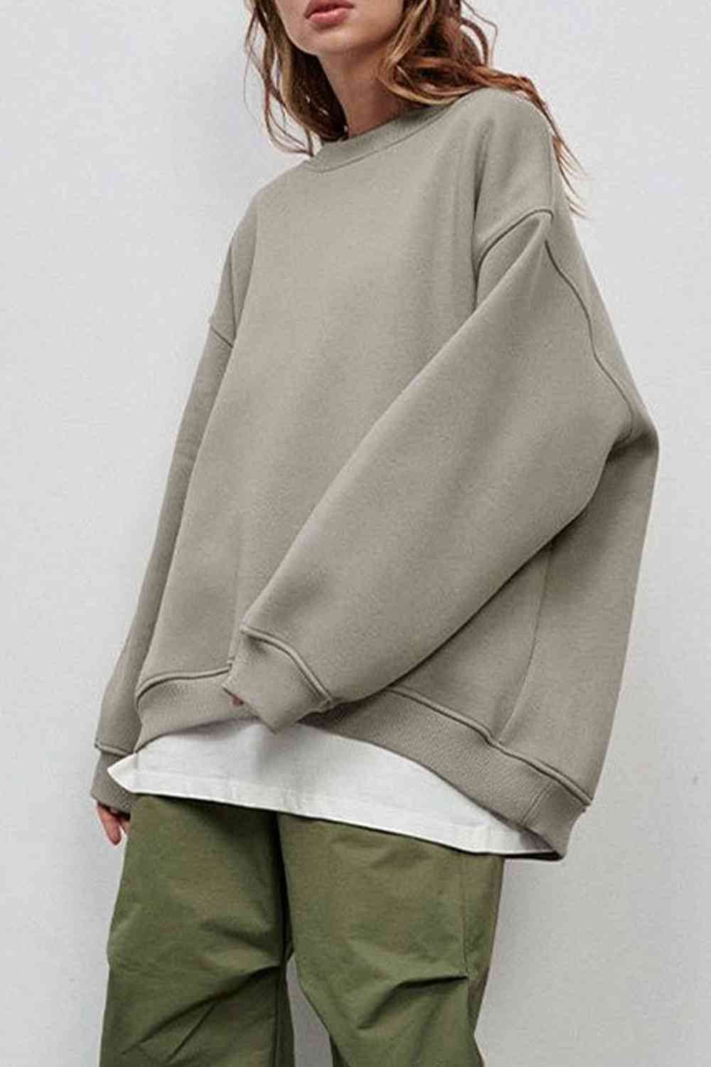 Oversize Round Neck Dropped Shoulder Sweatshirt - Hovatok