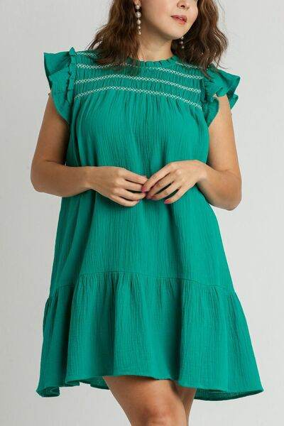 Umgee Full Size Smocked Contrast Stitching Ruffle Cap Sleeve Round Neck Dress Plus Size - Hovatok