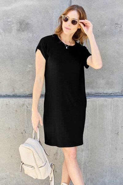 Basic Bae Bamboo Full Size Round Neck Short Sleeve Dress with Pockets - Hovatok