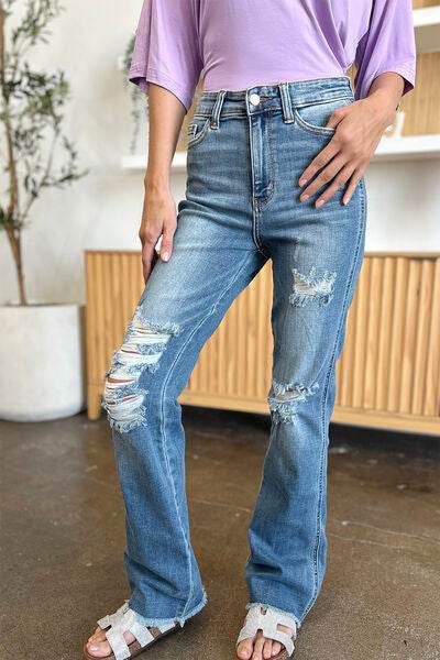 Judy Blue Full Size Distressed Raw Hem Bootcut Jeans - Hovatok