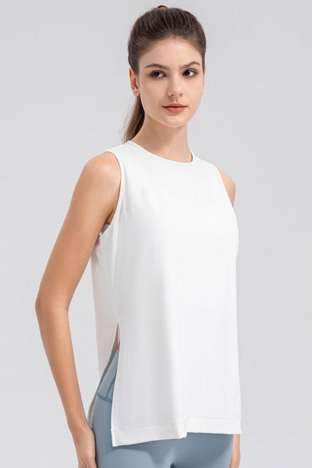 Slit Round Neck Tank - Hovatok