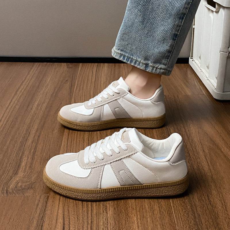 Contrast Flat Sneakers - Hovatok