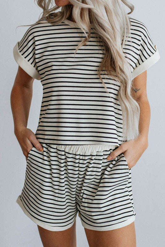 Striped Contrast Top and Shorts Set - Hovatok