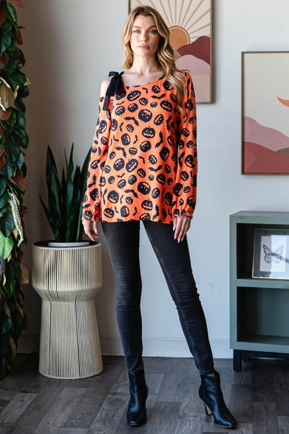 Heimish Pumpkin Print One Shoulder T-Shirt - Hovatok