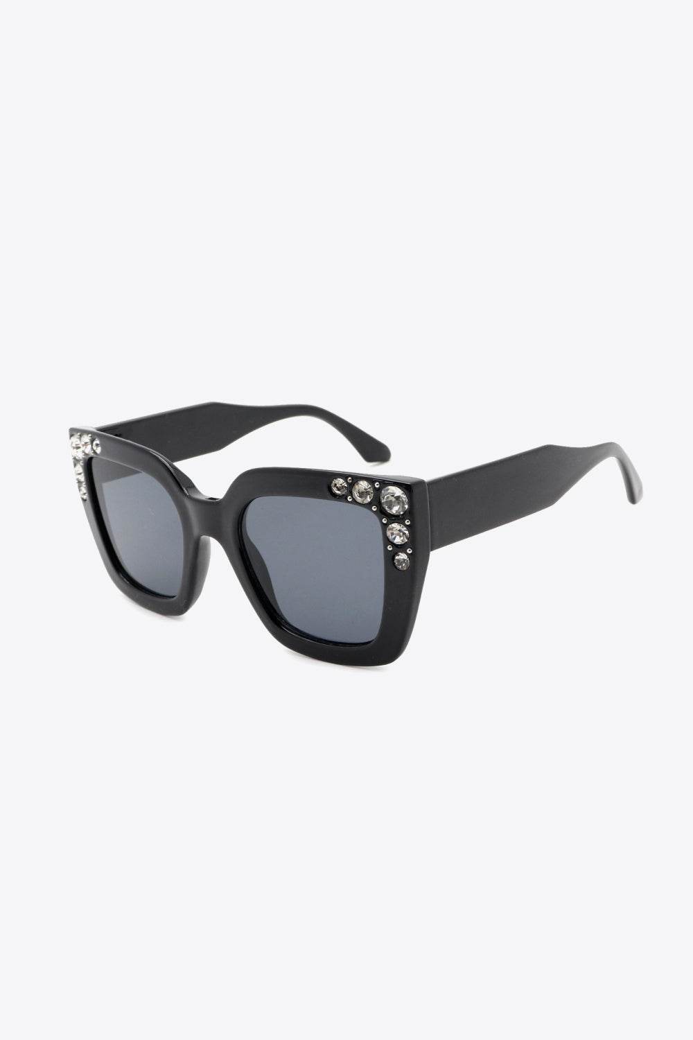 Inlaid Rhinestone Polycarbonate Sunglasses - Hovatok