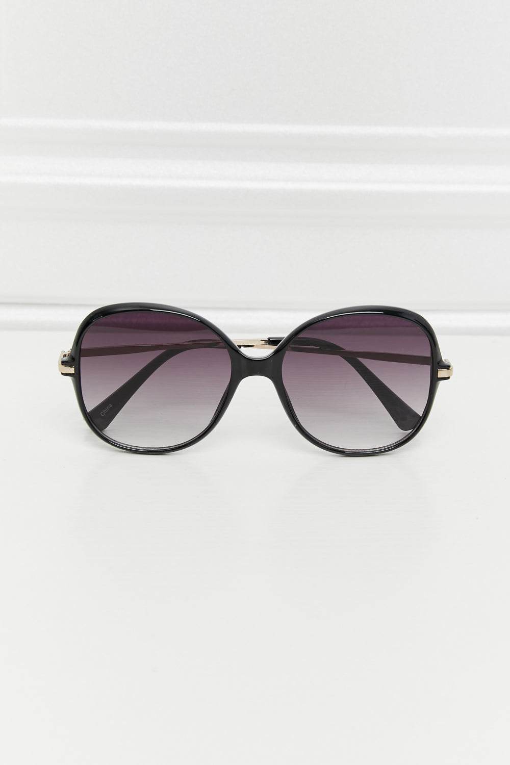 Metal-Plastic Hybrid Full Rim Sunglasses - Hovatok