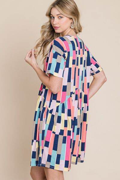 BOMBOM Ruched Color Block Short Sleeve Mini Dress - Hovatok
