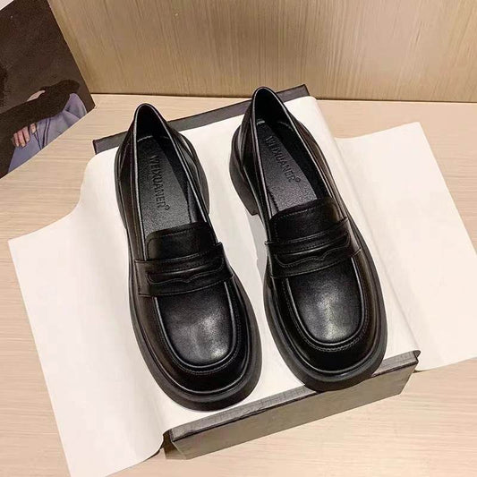 Round Toe Platform Loafers - Hovatok