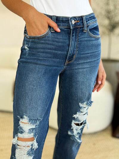 Judy Blue Full Size Mid Rise Distressed Raw Hem Jeans - Hovatok
