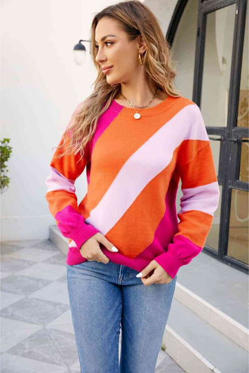 Angel Wings Color Block Ribbed Round Neck Sweater - Hovatok