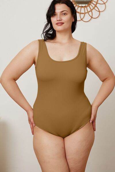 Basic Bae Full Size Square Neck Sleeveless Bodysuit - Hovatok
